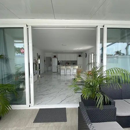 Cecilia, * 马斯帕洛马斯